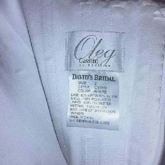 David's Bridal Wedding Dress strapless size 2 White - Picture 4 of 5